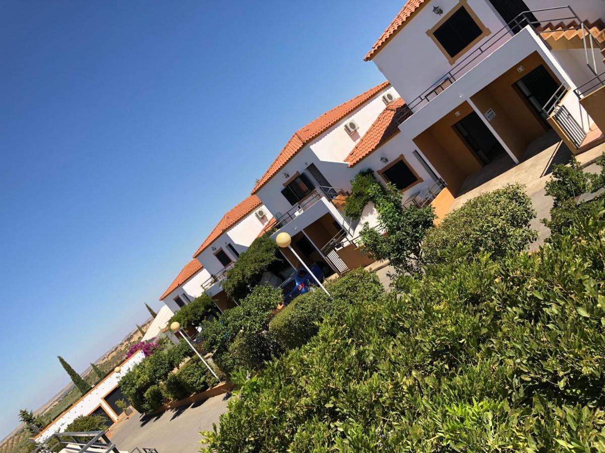 Apartamentos Atalayas Extremadura ซาฟรา ภายนอก รูปภาพ
